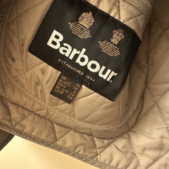 Barbour Grey/Silver Quilted Annandale Jacket UK10/US4 (Small) - Picture 3 of 3